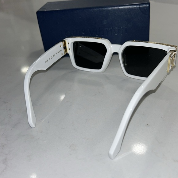 Authentic Louis Vuitton Virgil Abloh Millionaires - Picture 4 of 12